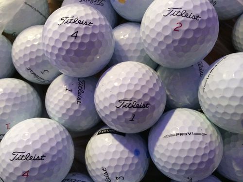 50 Titleist Pro V1, Pro V1x (Modell 2014) Golfbälle AAAA-AAA